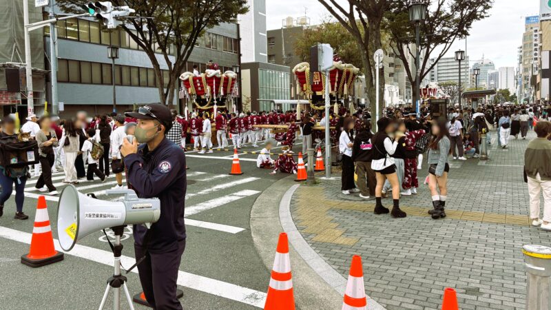 第52回堺まつり 本祭：まちと人をつなぐ、横断歩道の最前線で